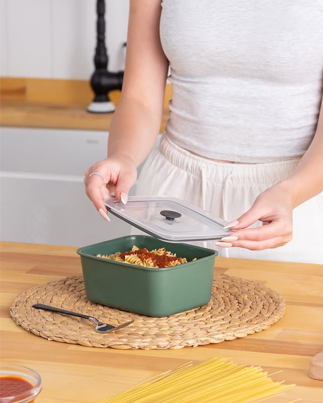 Stile Cucina 3 Adet Vakumlu Sızdırmaz Mikrodalga Kullanımına Uygun Saklama Kabı Seti 450-950-1800 Ml