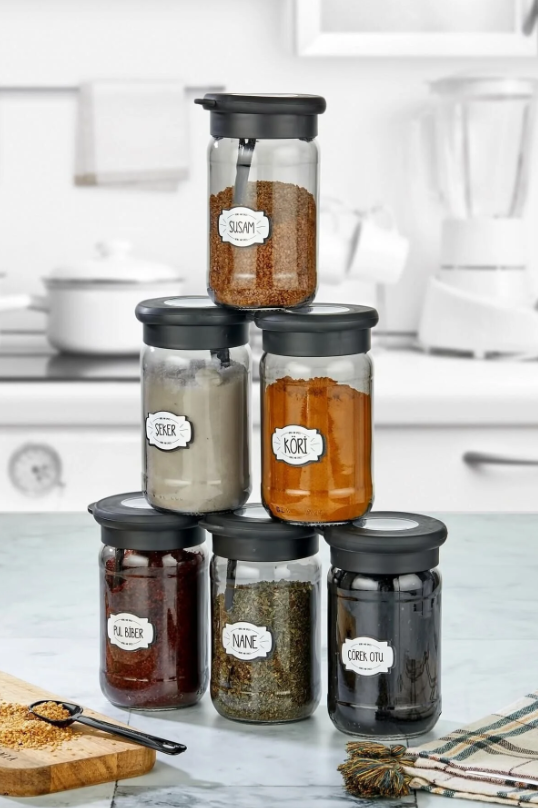 Stile Cucina 6'lı Silikon Kapak Kaşıklı Ve Etiketli Baharatlık Seti 380 Ml Cam Baharat Takımı Siyah