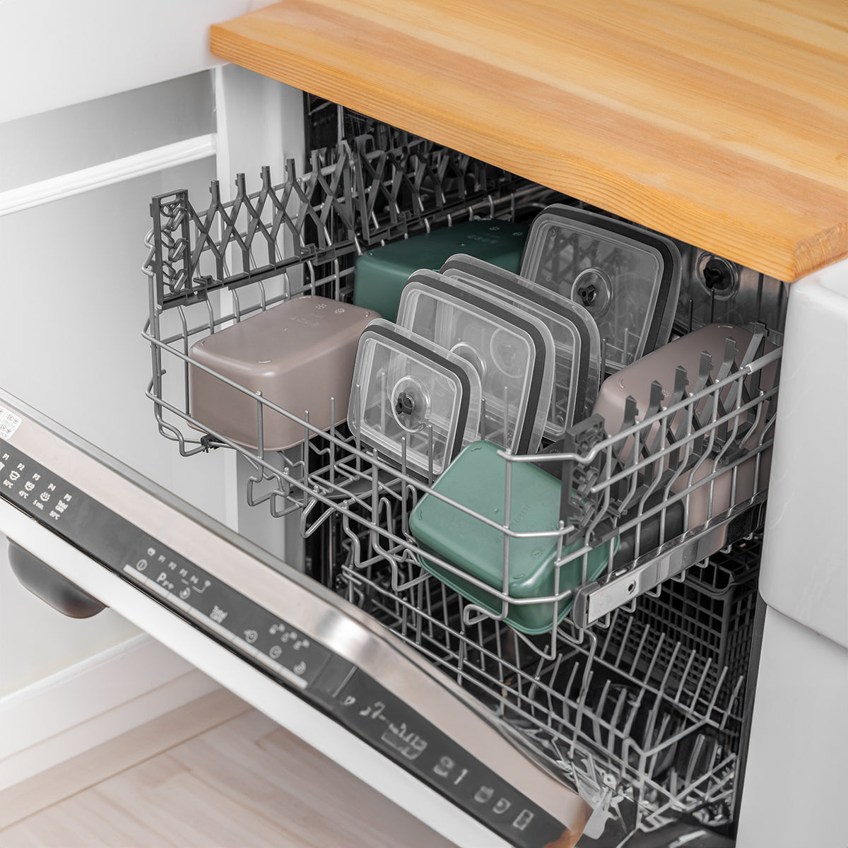 Stile Cucina 3 Adet Vakumlu Sızdırmaz Mikrodalga Kullanımına Uygun Saklama Kabı Seti 450-950-1800 Ml